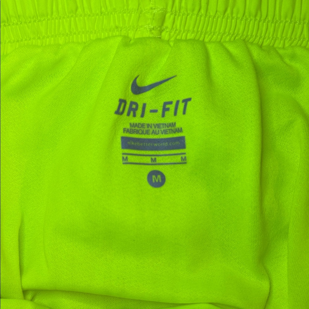 Nike Shorts - Picture 2 of 3
